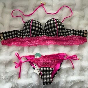 Beach Bunny Pucker Up Bikini Set